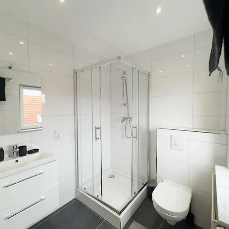 Apartahotel Serviced Apartments Gross-Zimmern 24H Self-Checkin 3*