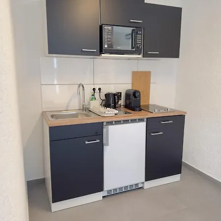 Apartahotel Serviced Apartments Gross-Zimmern 24H Self-Checkin